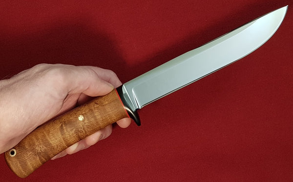 # B-026. Hunting knife. 6.5". D2. 62 HRC. G10 Guard. Roasted Bird's Eye Maple.