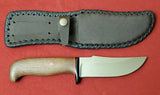 # B-036. Hunting skinning knife. 4.9". D2. 62 HRC. G10 Guard. Walnut wood.